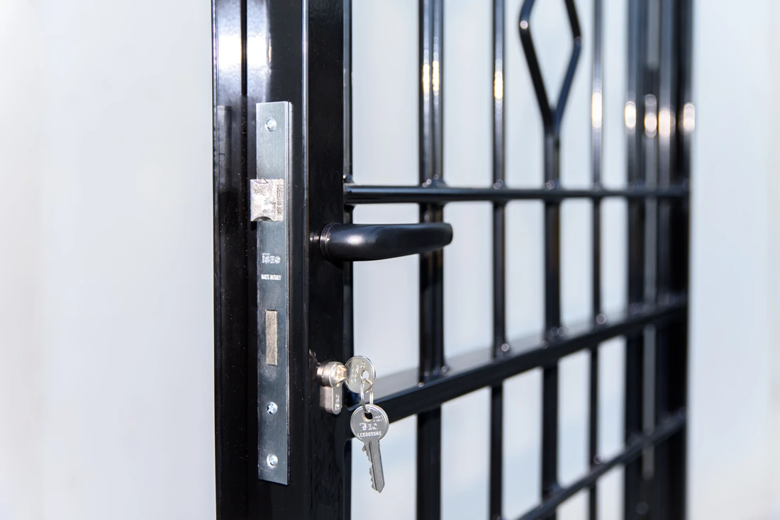 Abatible 1 - Aluminios Cabrera