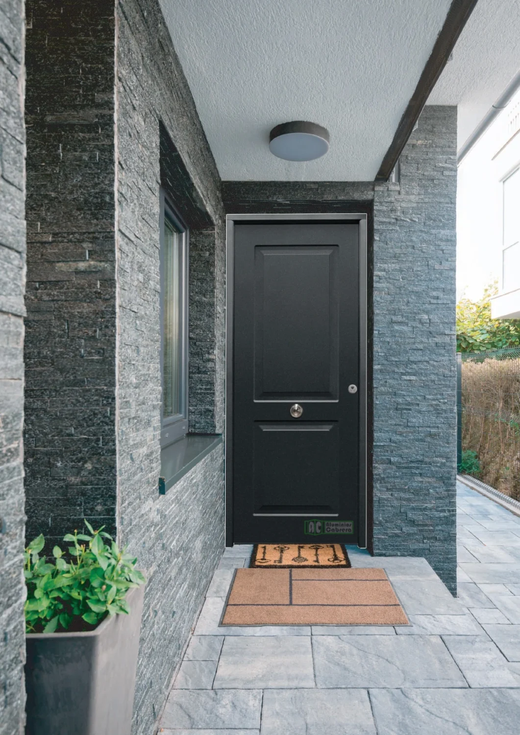 puerta-de-entrada-metalica-de-seguridad-saga-100-mod.-clasico-gris-oxidon